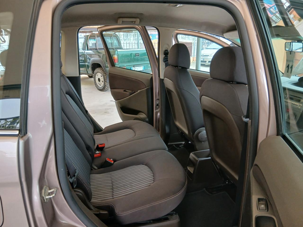 Lancia MUSA 1.4 Oro Ecochic GPL full 09