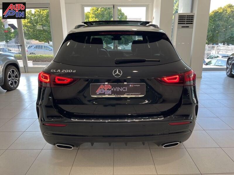 Mercedes-Benz GLA GLA 200 d Automatic Premium *Tetto*Ambient light*