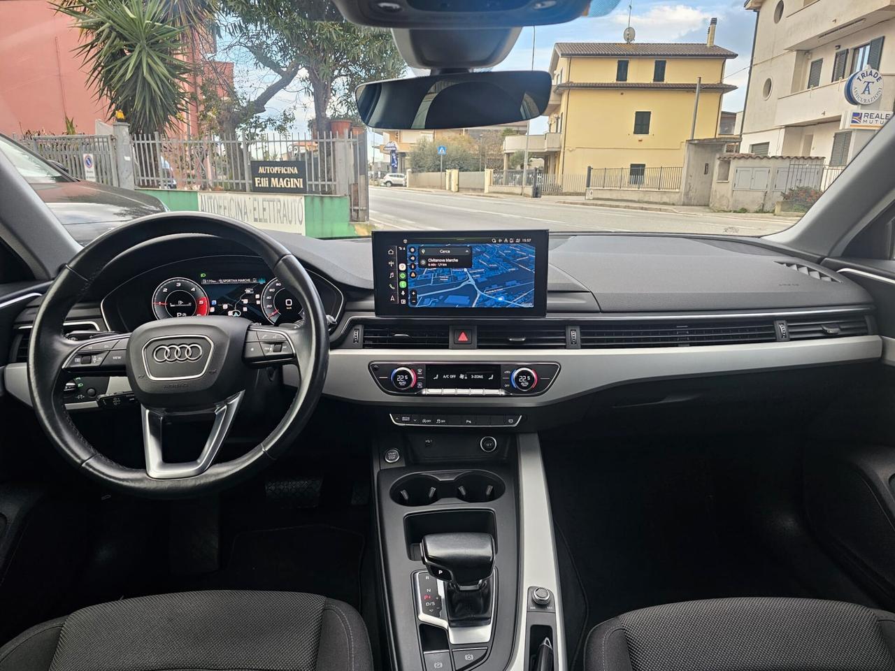 Audi A4 35 TDI/163 CV S tronic Business Advanced