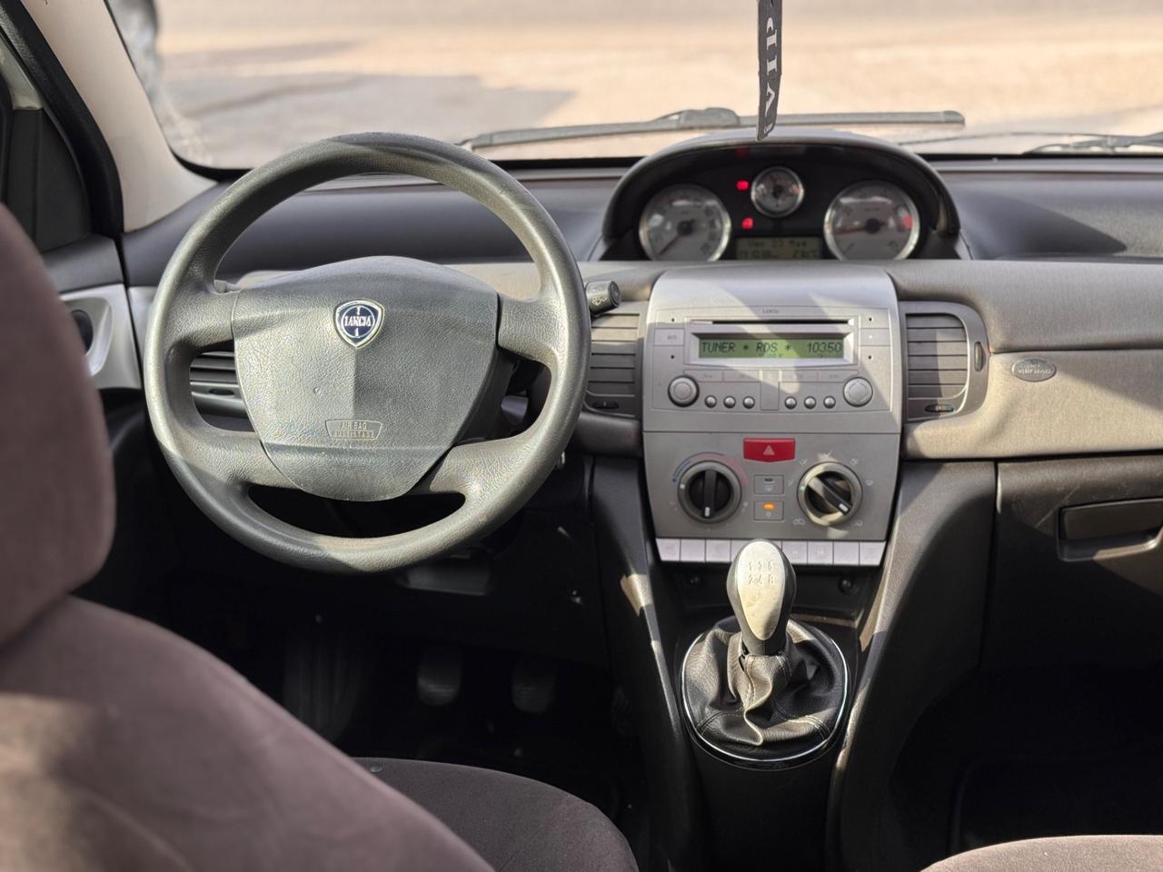 Lancia Ypsilon 1.3 MJT “TETTO APRIBILE”