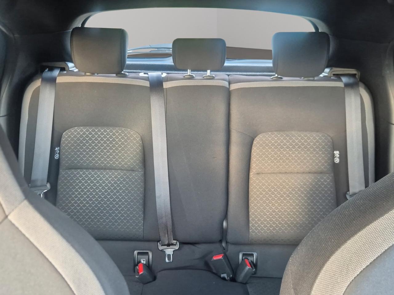 Nissan Juke 1.0 DIG-T 114 CV N-Connecta