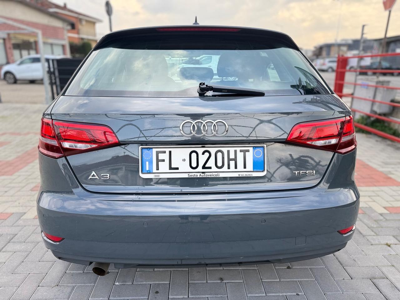 Audi A3 SPB 1.0 TFSI S tronic Sport 44000KM