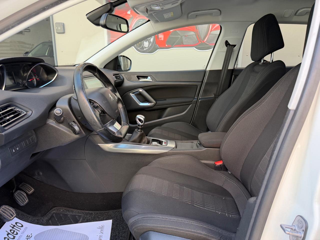 Peugeot 308 BlueHDi 120 S&S SW Allure 2017