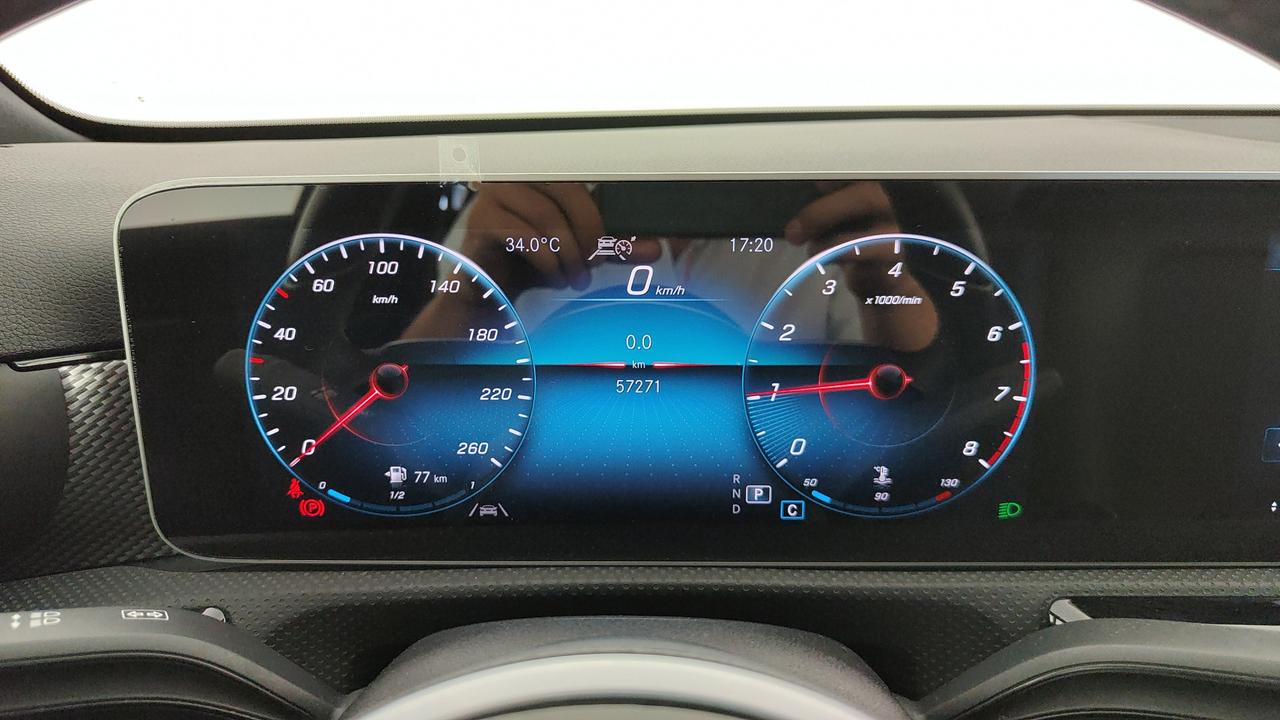 Mercedes-Benz Classe A - V177 2018 - A 200 Sedan Sport auto