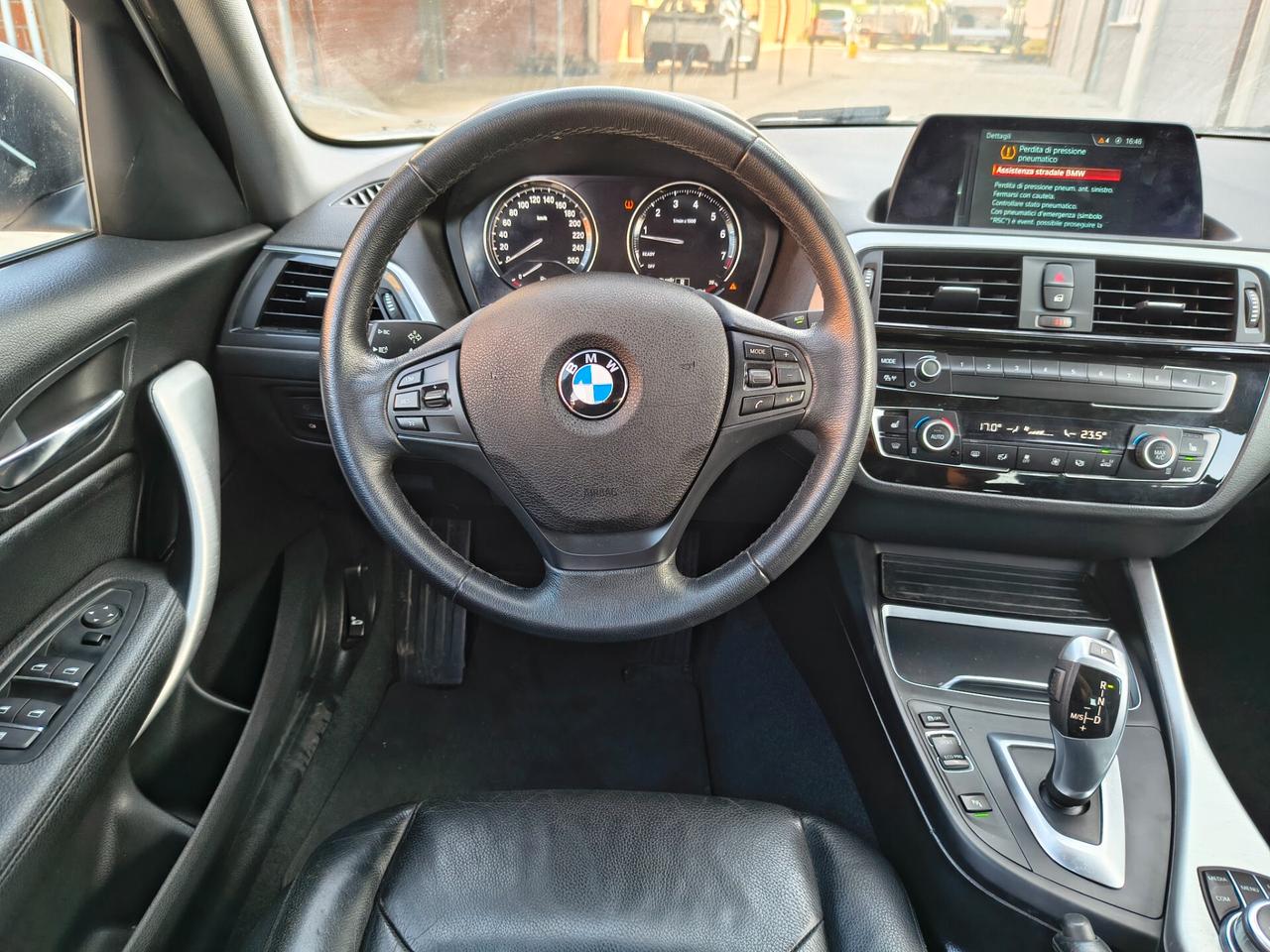 Bmw 120 120i 5p. Advantage
