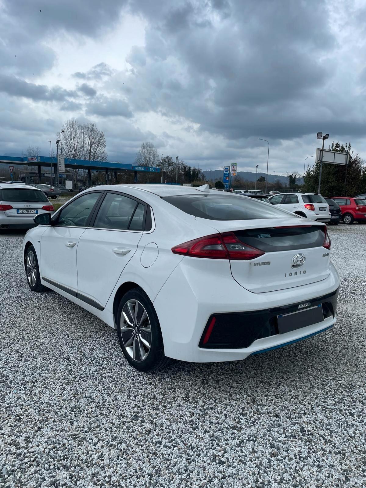 Hyundai Ioniq 1.6 Hybrid DCT Comfort