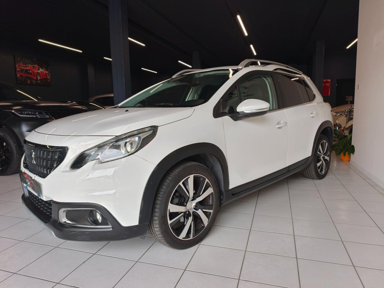 Peugeot 2008 BlueHDi 100 Allure
