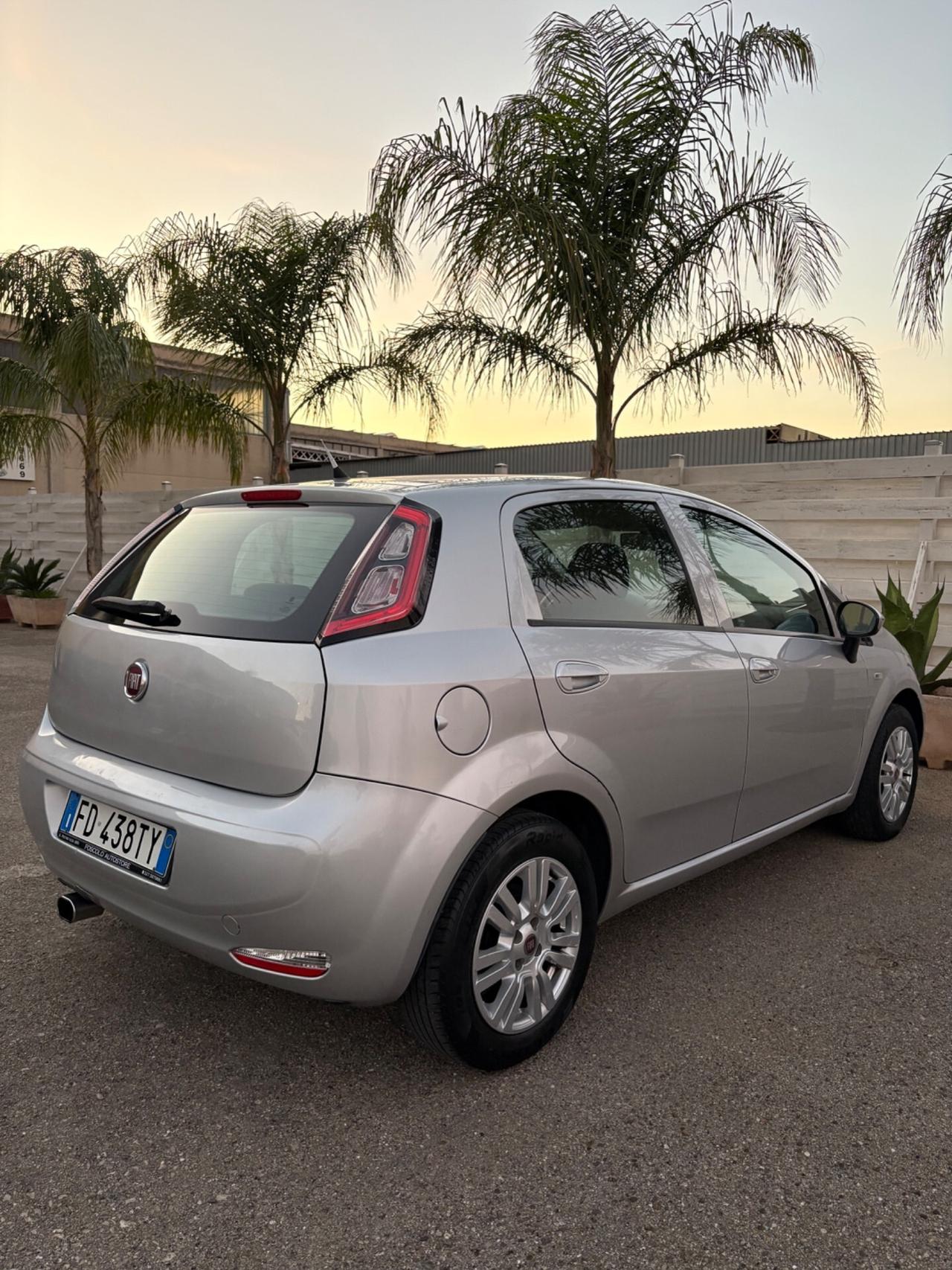 Fiat Punto 1.2 benzina GPL GIÀ RINNOVATO TAGLIANDO ESEGUITO