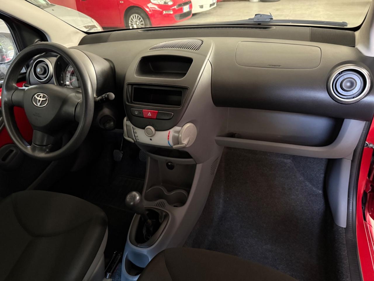 Toyota Aygo 1.0 12V VVT-i 3 porte Sol