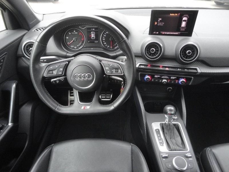 AUDI Q2 Q2 30 TDI S tronic Identity Black