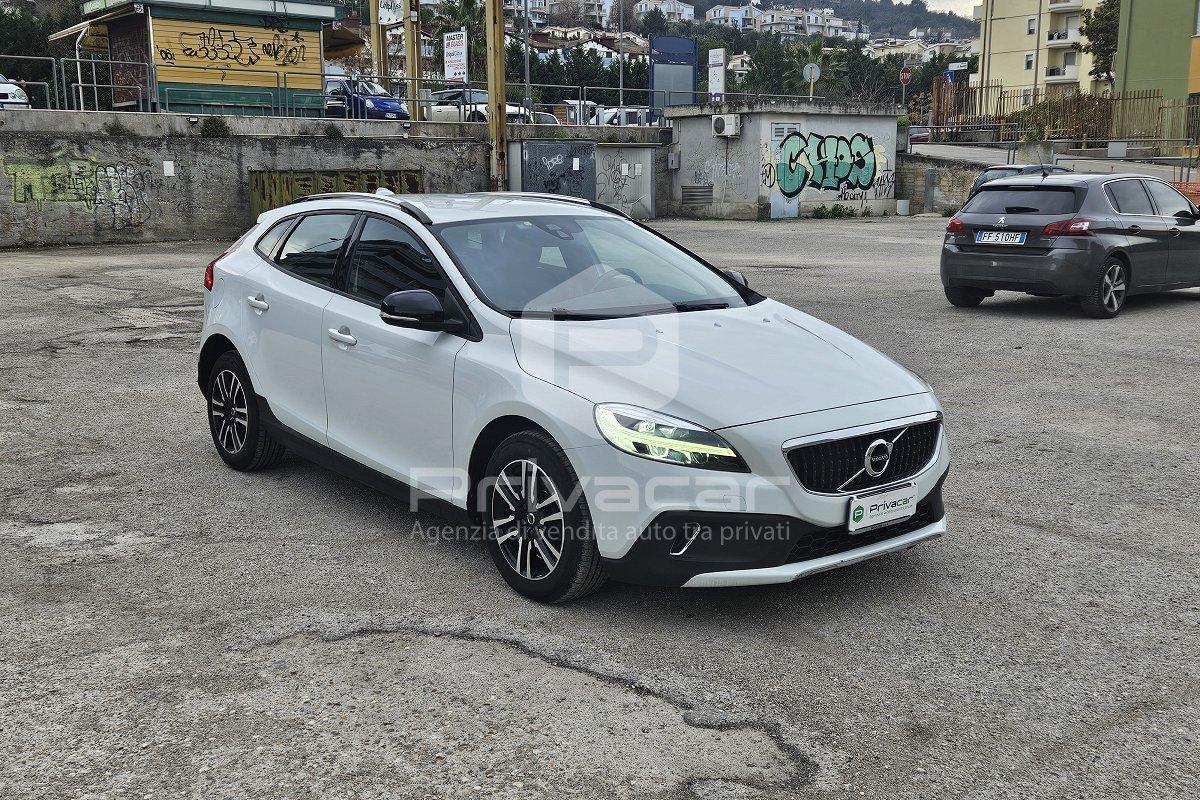 VOLVO V40 Cross Country D2 Geartronic Style Plus