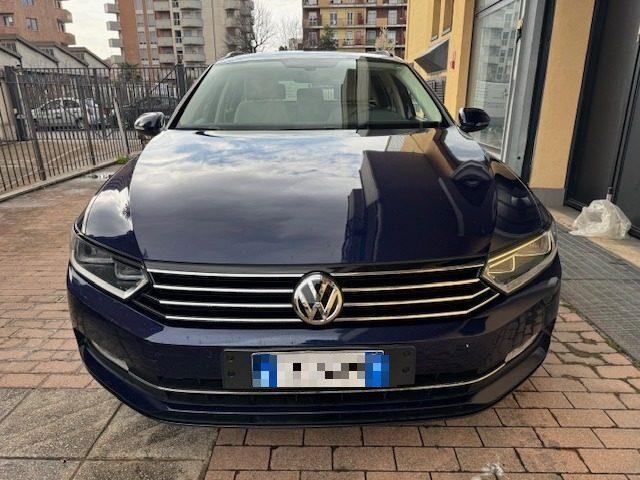 VOLKSWAGEN Passat Variant 2.0 TDI DSG Business BlueMotion Tech