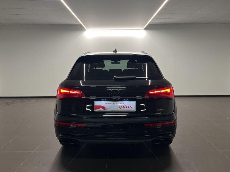 Audi Q5 Audi Identity Black 40 TDI quattro 150(204) kW(CV) S tronic