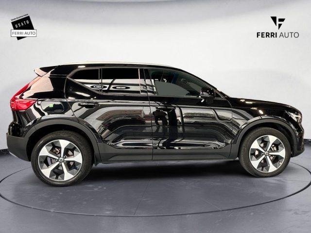 VOLVO XC40 T2 automatico Micro Hybrid Core