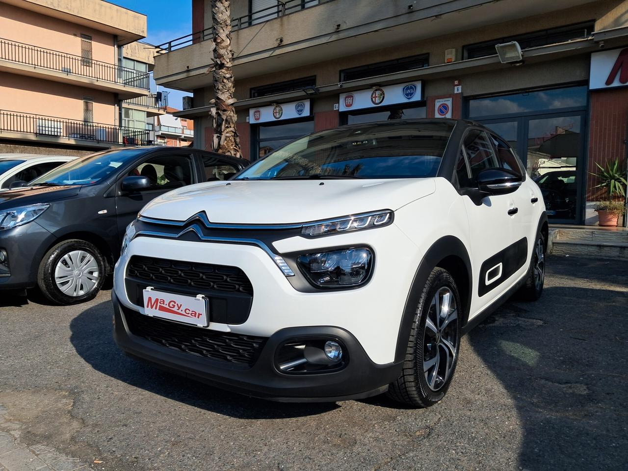 Citroen C3 PureTech 83 cv Shine Pack