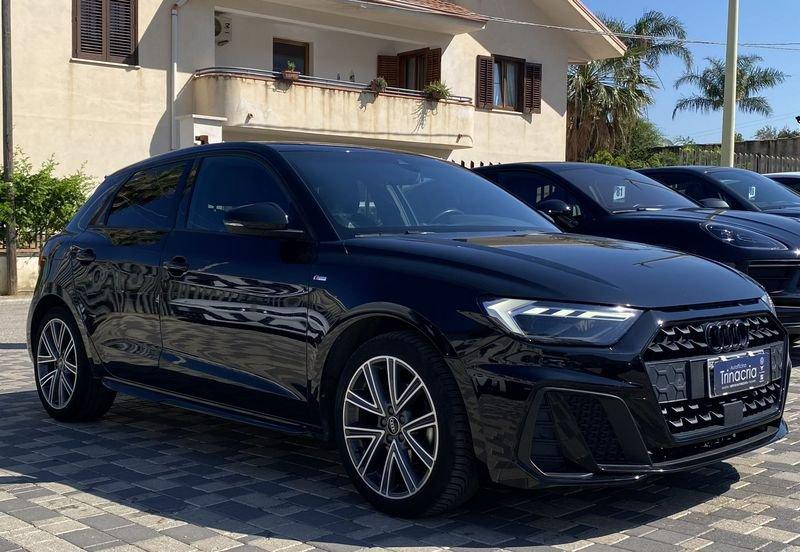 Audi A1 SPB S Line interno ed esterno 1.0 TFSI 110CV S-Tronic quattro 30