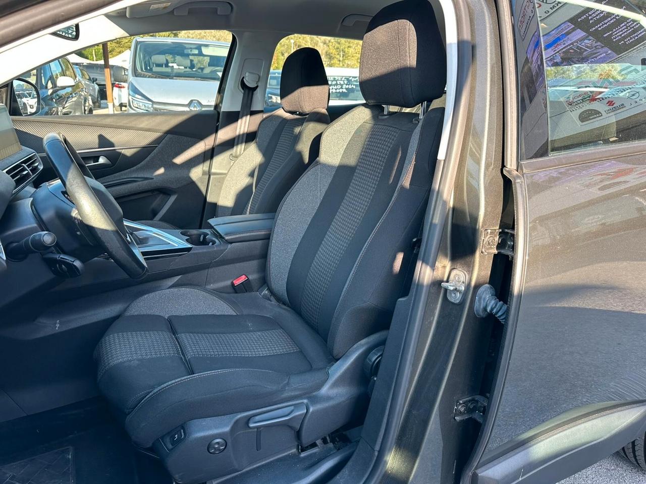 Peugeot 3008 BlueHDi 130 S&S Allure