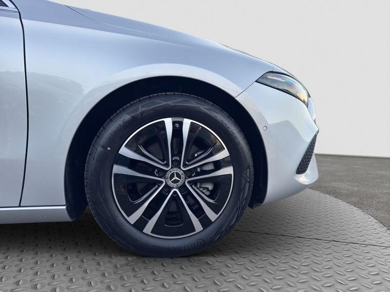 Mercedes-Benz Classe A A 180d Progressive Advanced auto