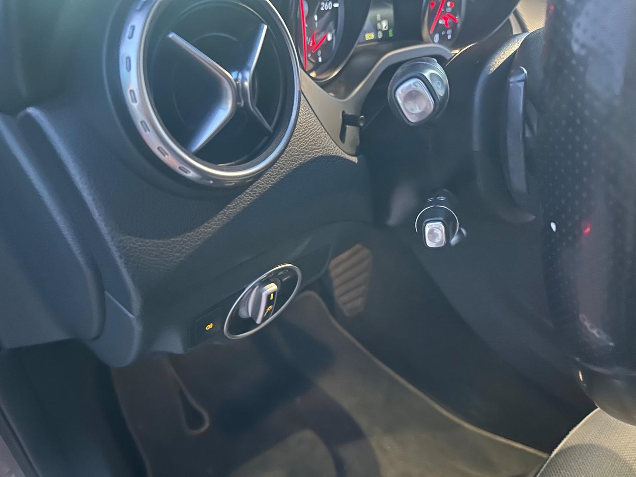 Mercedes-benz GLA 200 diesel 2015