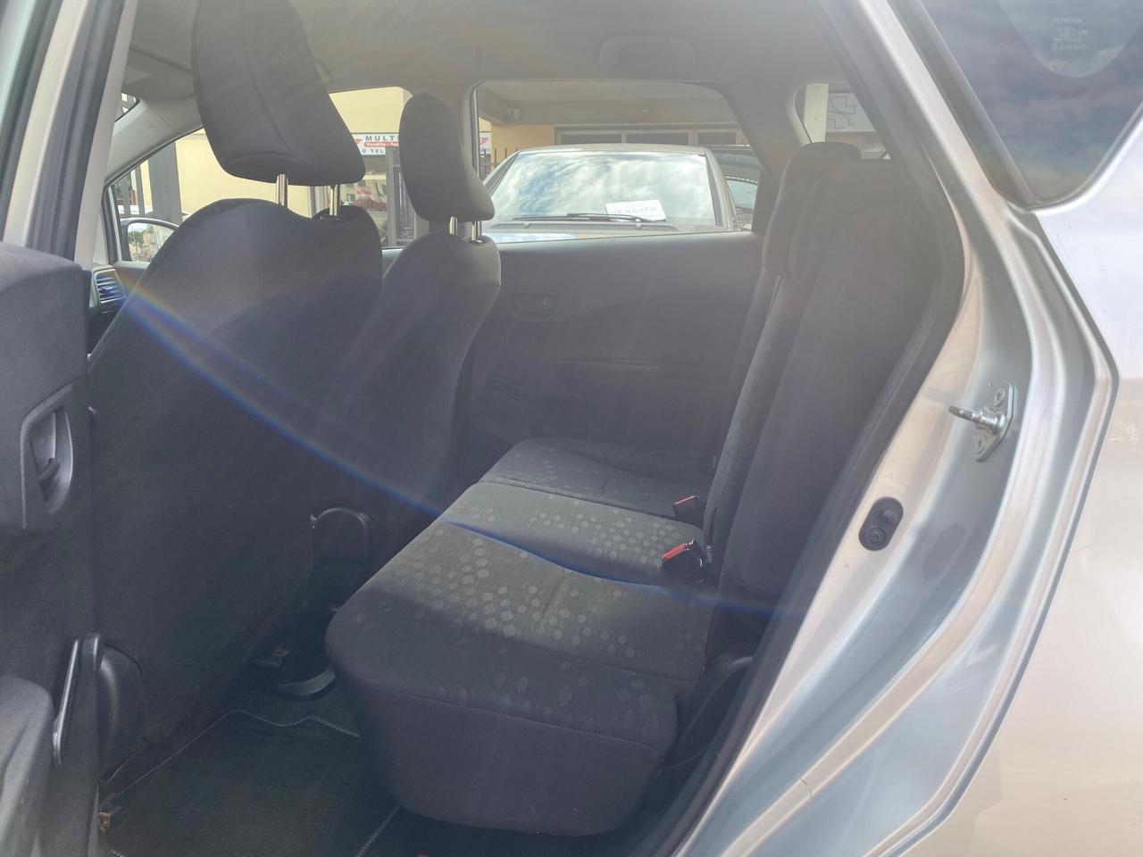 Toyota Verso-S 1.3 MT Active