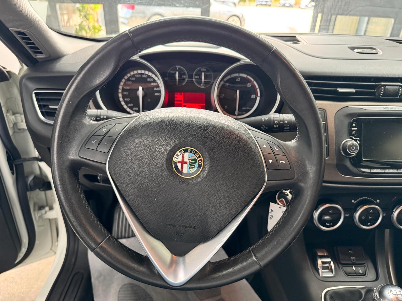 Alfa Romeo Giulietta 1.6 JTDm-2 105 CV Distinctive
