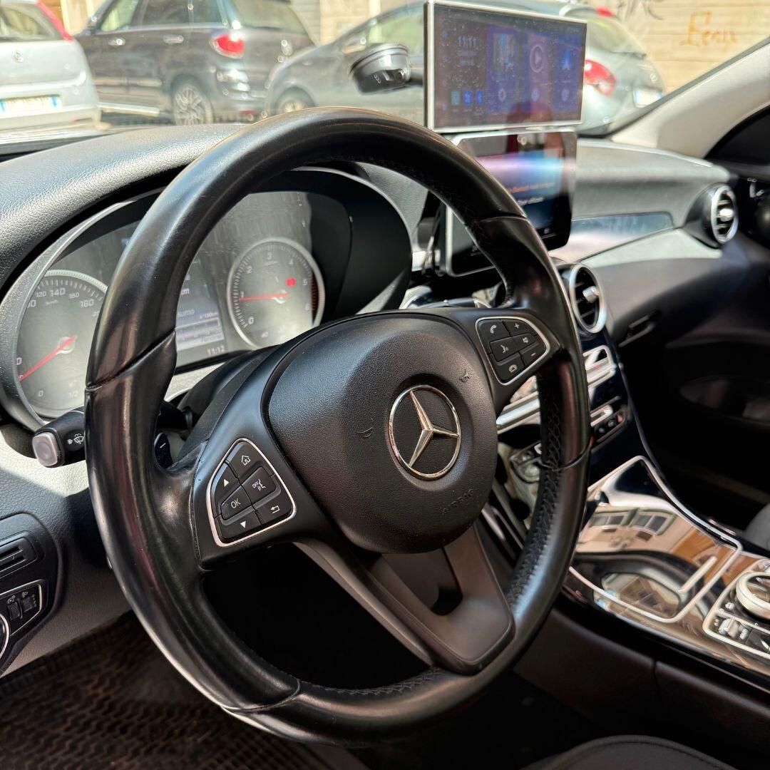 Mercedes C 180 BlueTEC Automatic Premium - 116CV