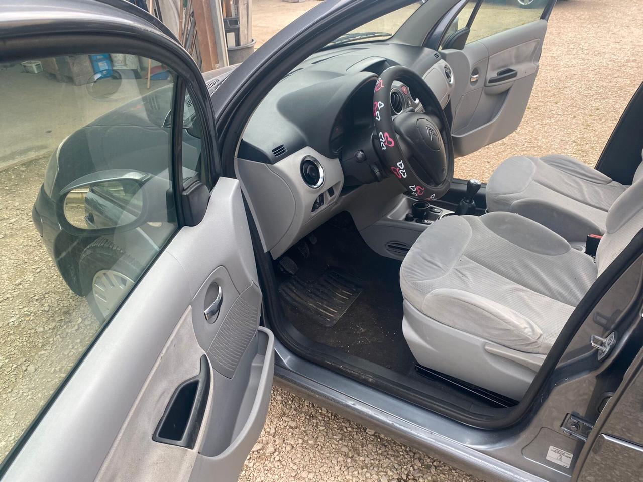 Citroen C3 1.1 airdream Gold by Pinko