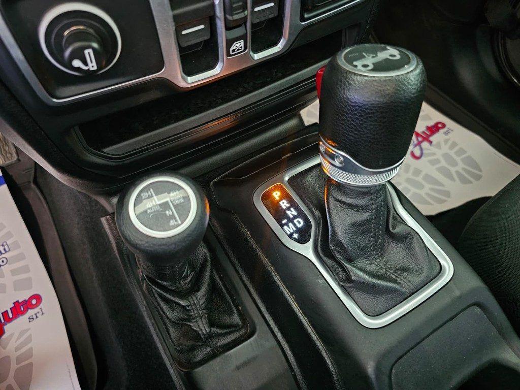 Jeep Wrangler Unlimited 2.2 Mjt II Night Eagle