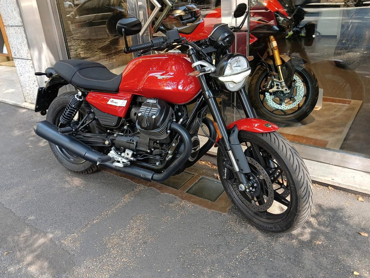 Moto Guzzi V7 V 7 SPORT E5+