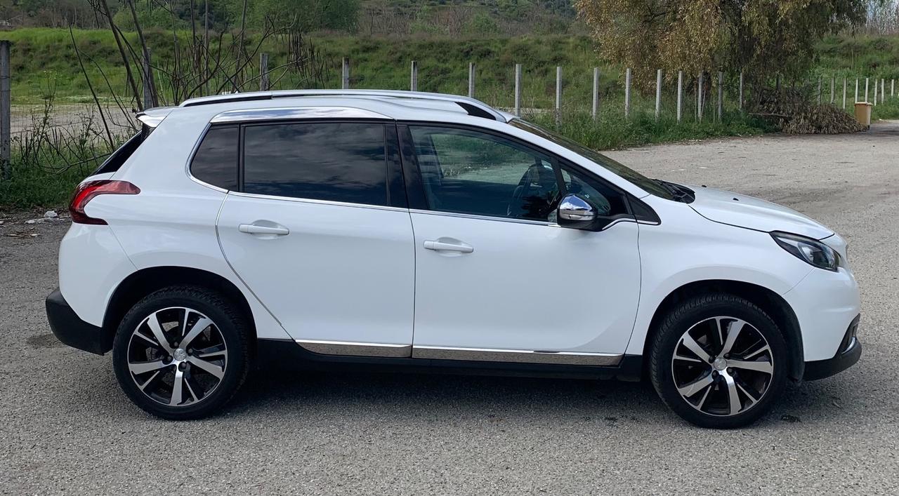 Peugeot 2008 BlueHDi 120 S&S Black Matt