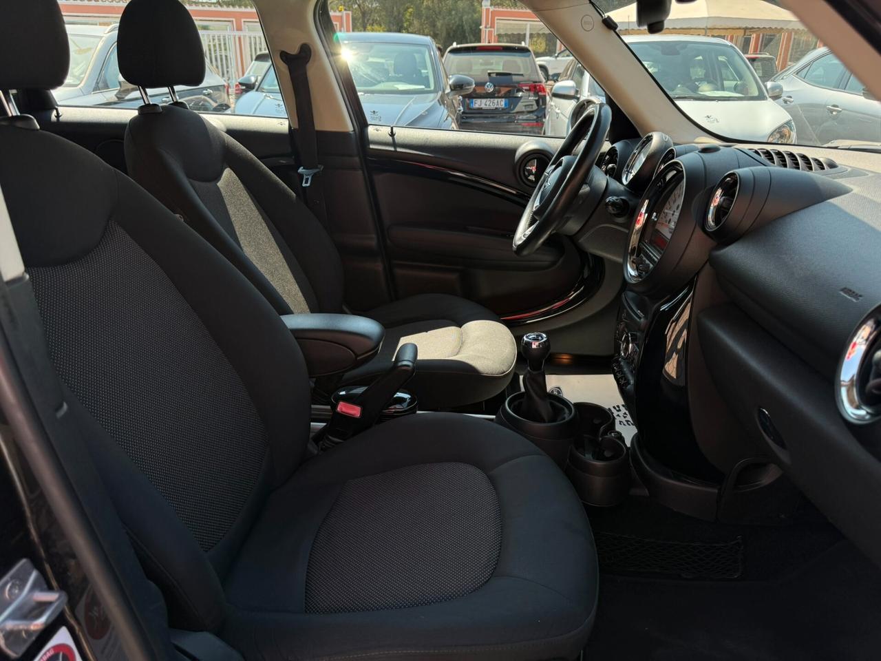 Mini Countryman 1.6TDi 90CV Business - 2014