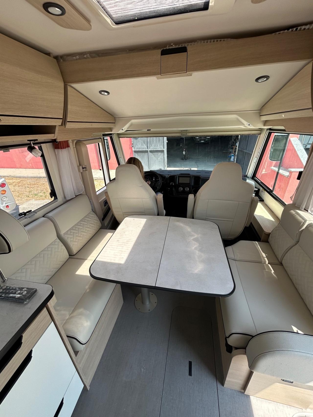 Rapido motorhome del 2025 in saldo 036