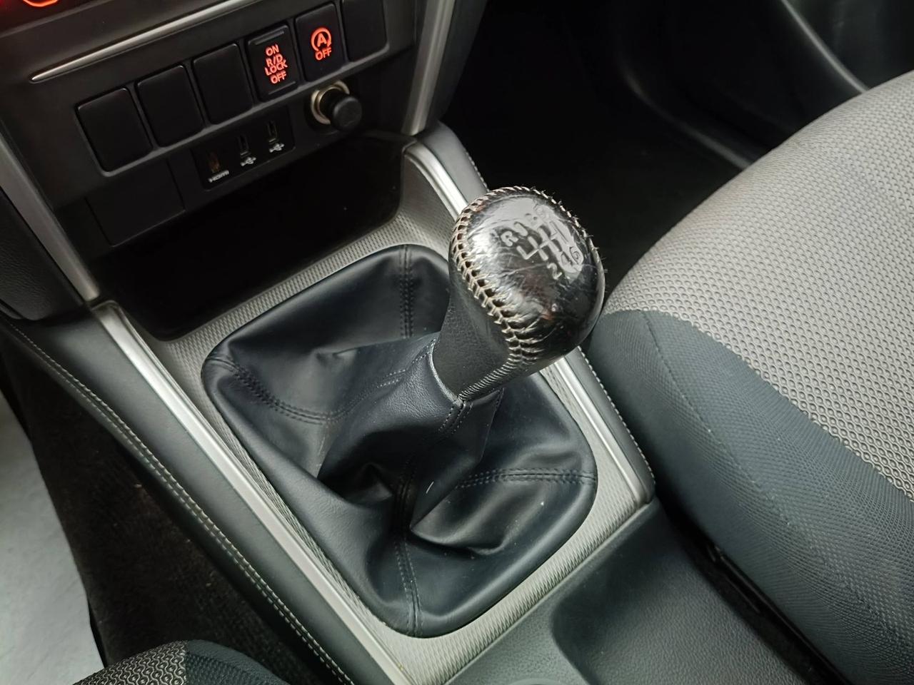 MITSUBISHI L200 Cab VI 2019 - L200 d.cab 2.3d Intense 4wd 150cv