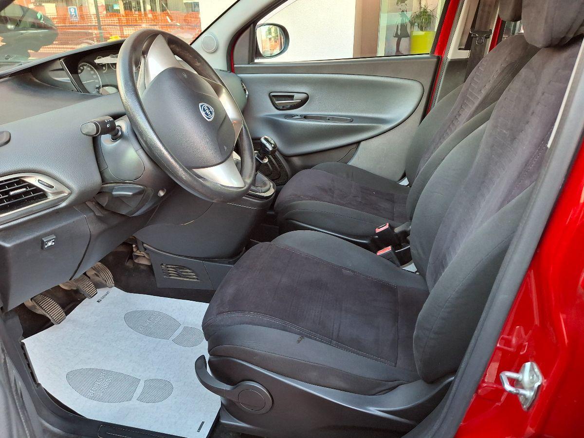 LANCIA - Ypsilon - 1.2 69 CV 5p. GPL Ecochic Silver