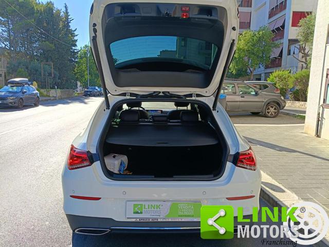 MERCEDES-BENZ CLA 200 d Automatic Shooting Brake Sport