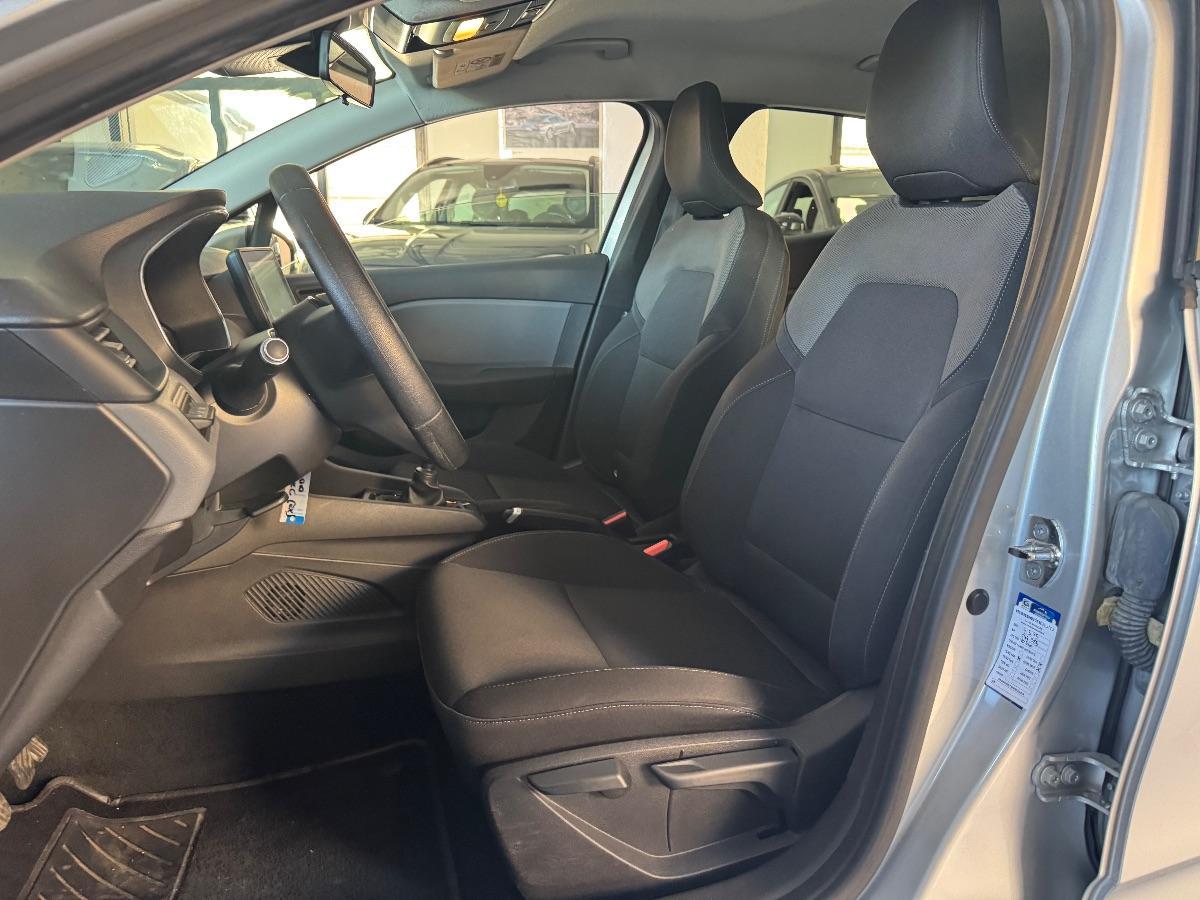 RENAULT CLIO dCi 8V 85CV 5p. Business UNICO PROP/ IVA DEDUCIBILE/ CARPLAY/ NAVIGATORE