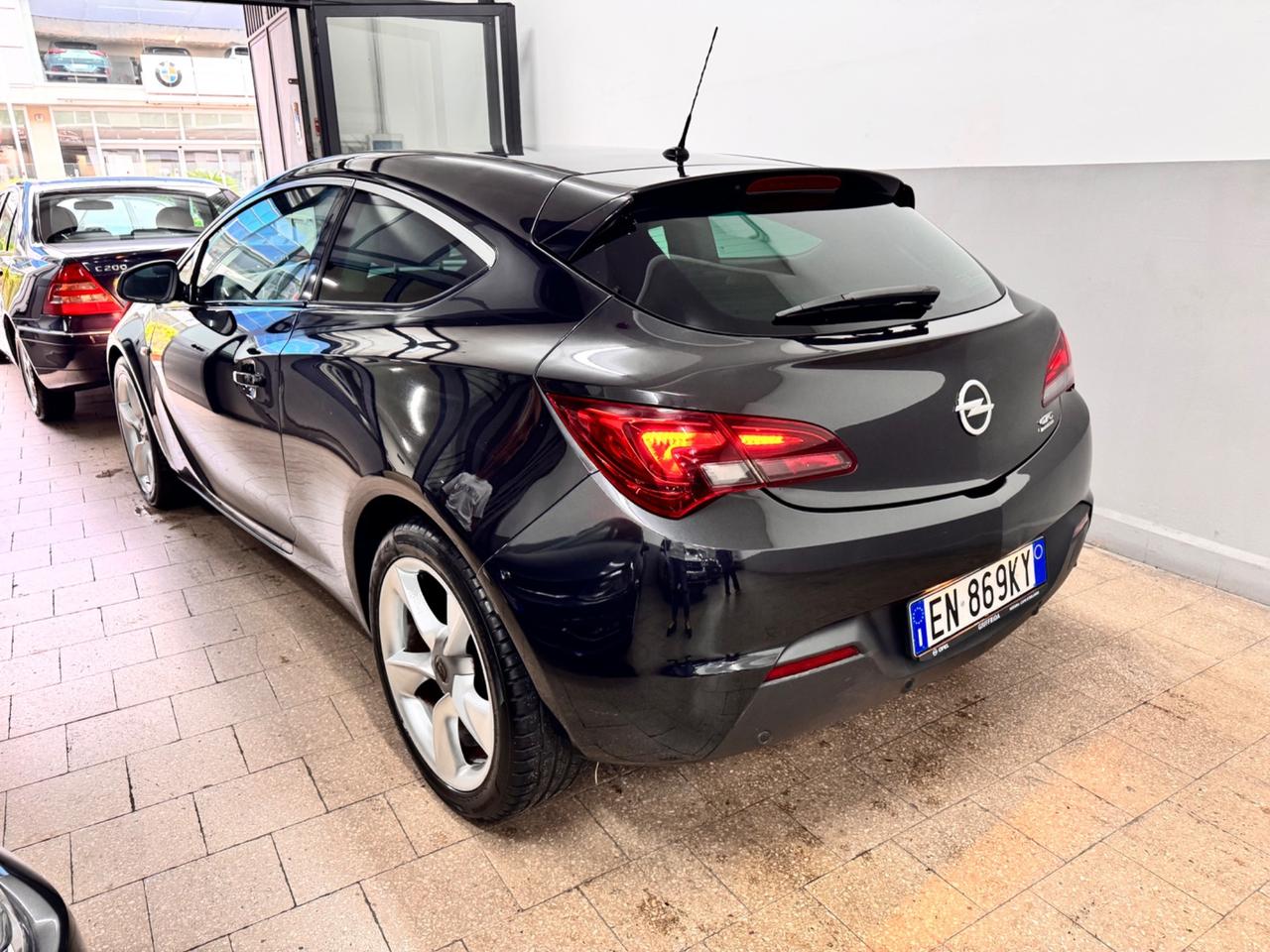 Opel Astra GTC 1.7 CDTi 130 Cv 3P. 119.000 KM