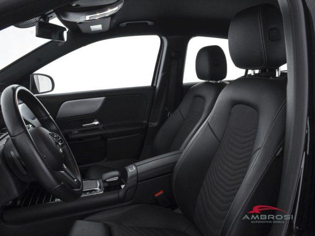 MERCEDES-BENZ GLA 180 180 Automatic Sport