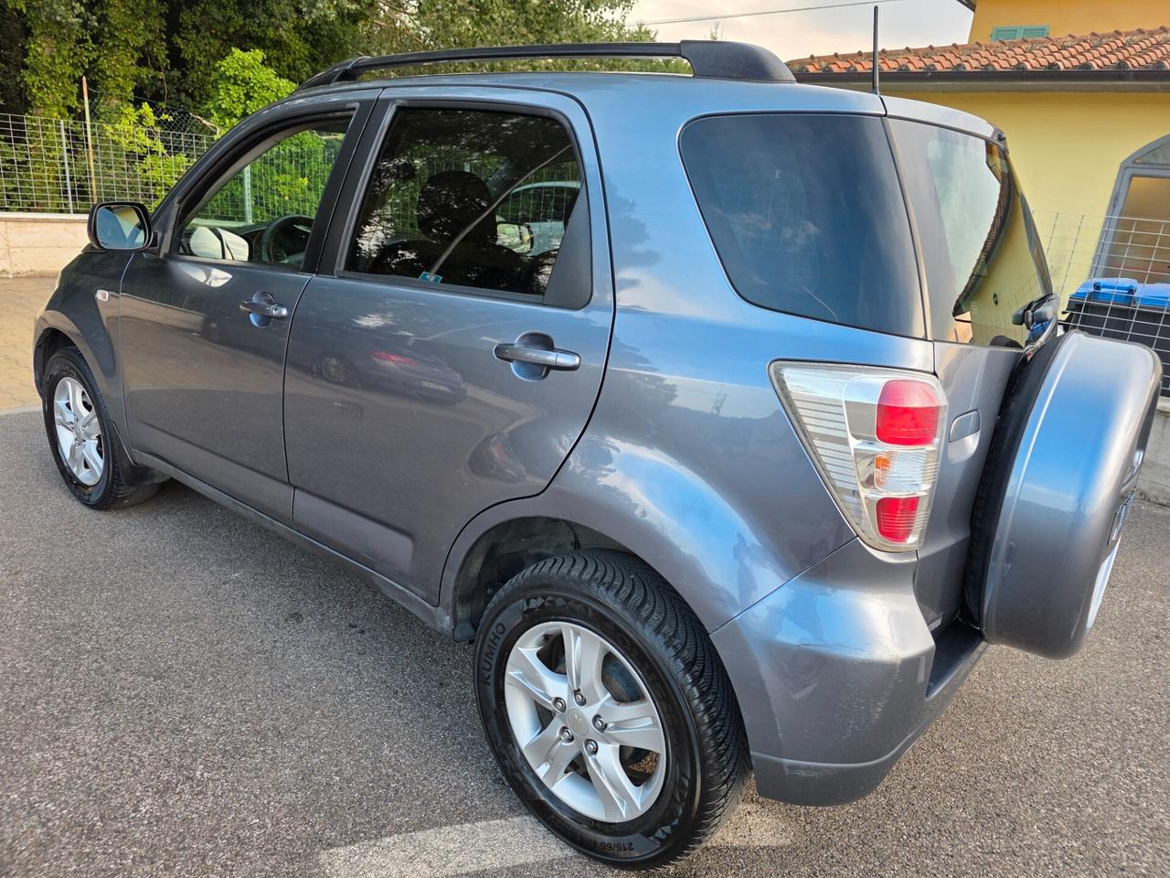 Daihatsu Terios 1.5 4WD B You O/F Five GPL