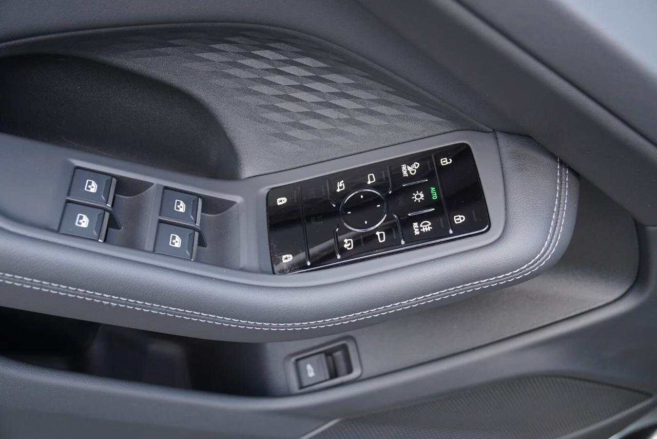 Audi A6 Avant 40 2.0 TDI S tronic line edition
