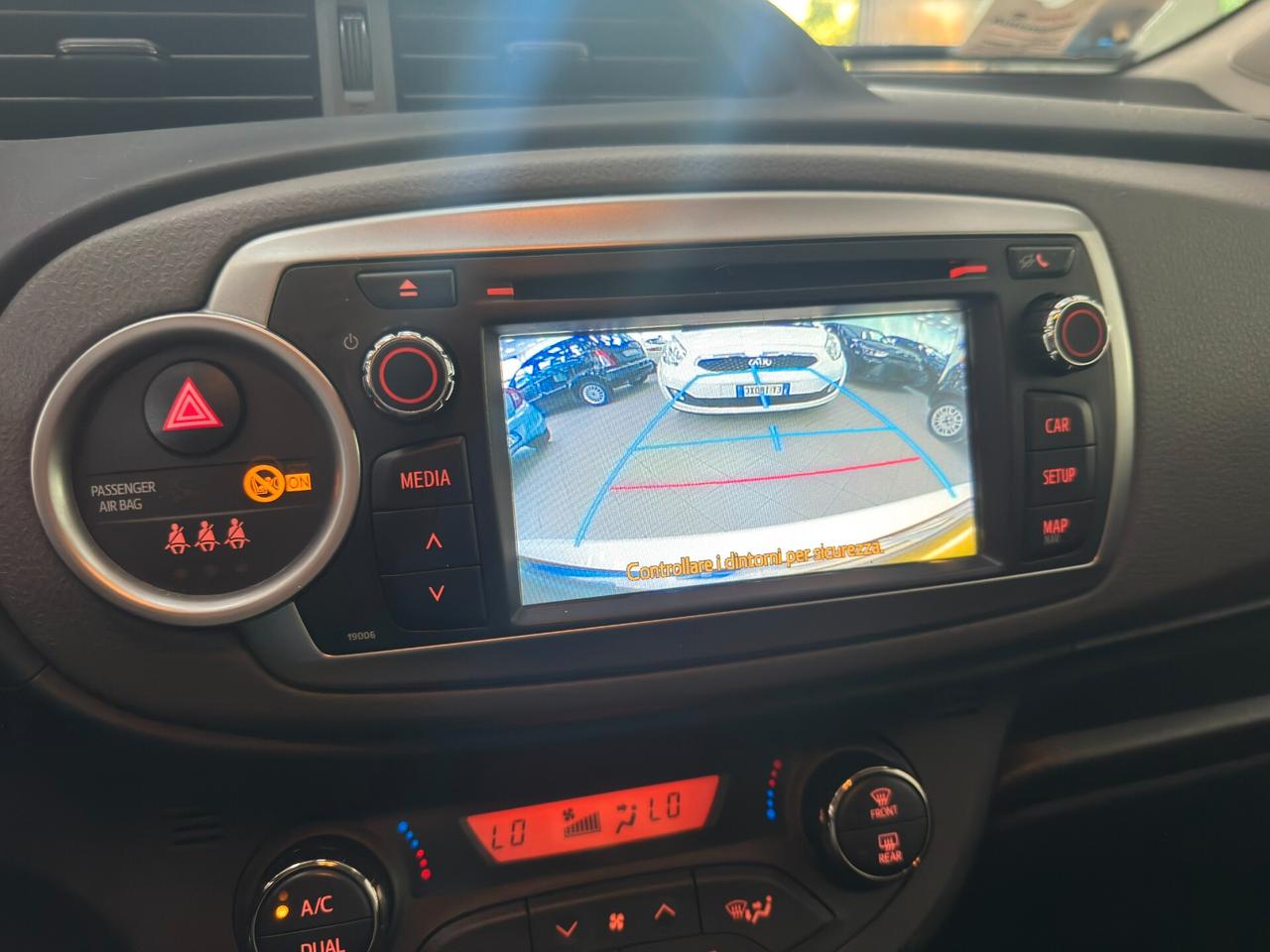 Toyota Yaris 1.0 5 porte Lounge - IL PREZZO PIU' BASSO IN TUTTA BOLOGNA E PROVINCIA!