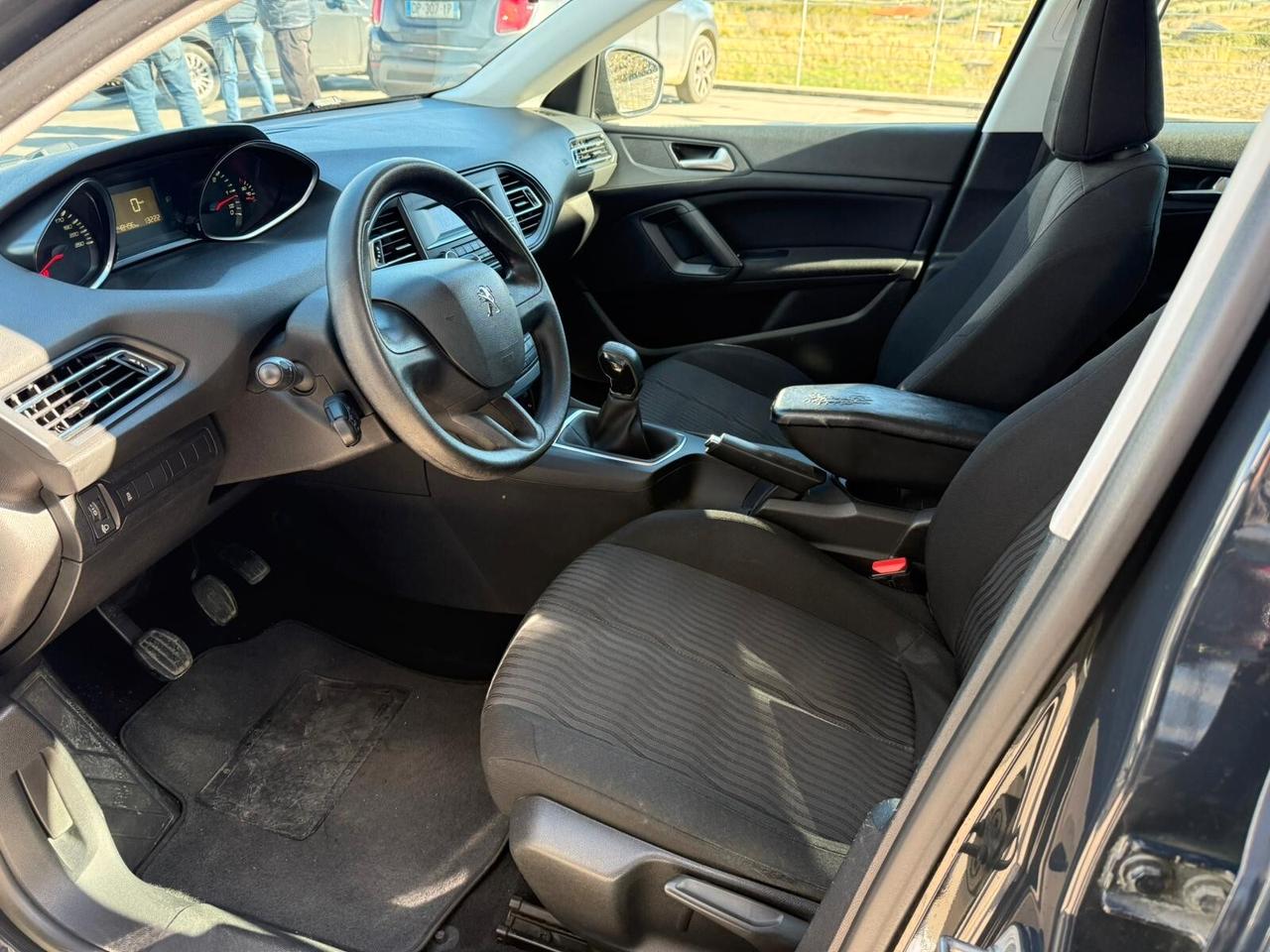 Peugeot 308 1.6 HDi 92 CV Access