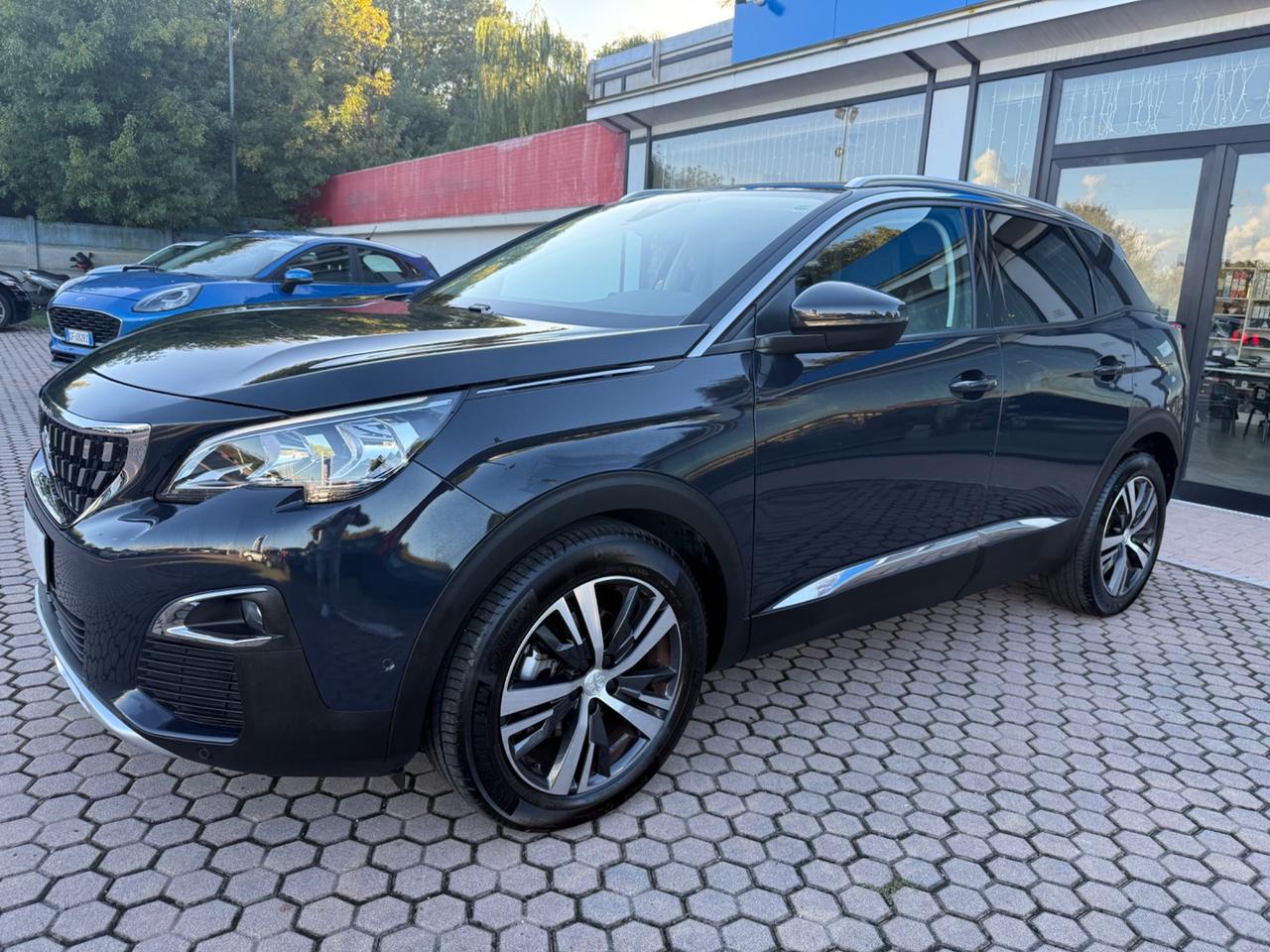 Peugeot 3008 BlueHDi 130 S&S EAT8 Allure