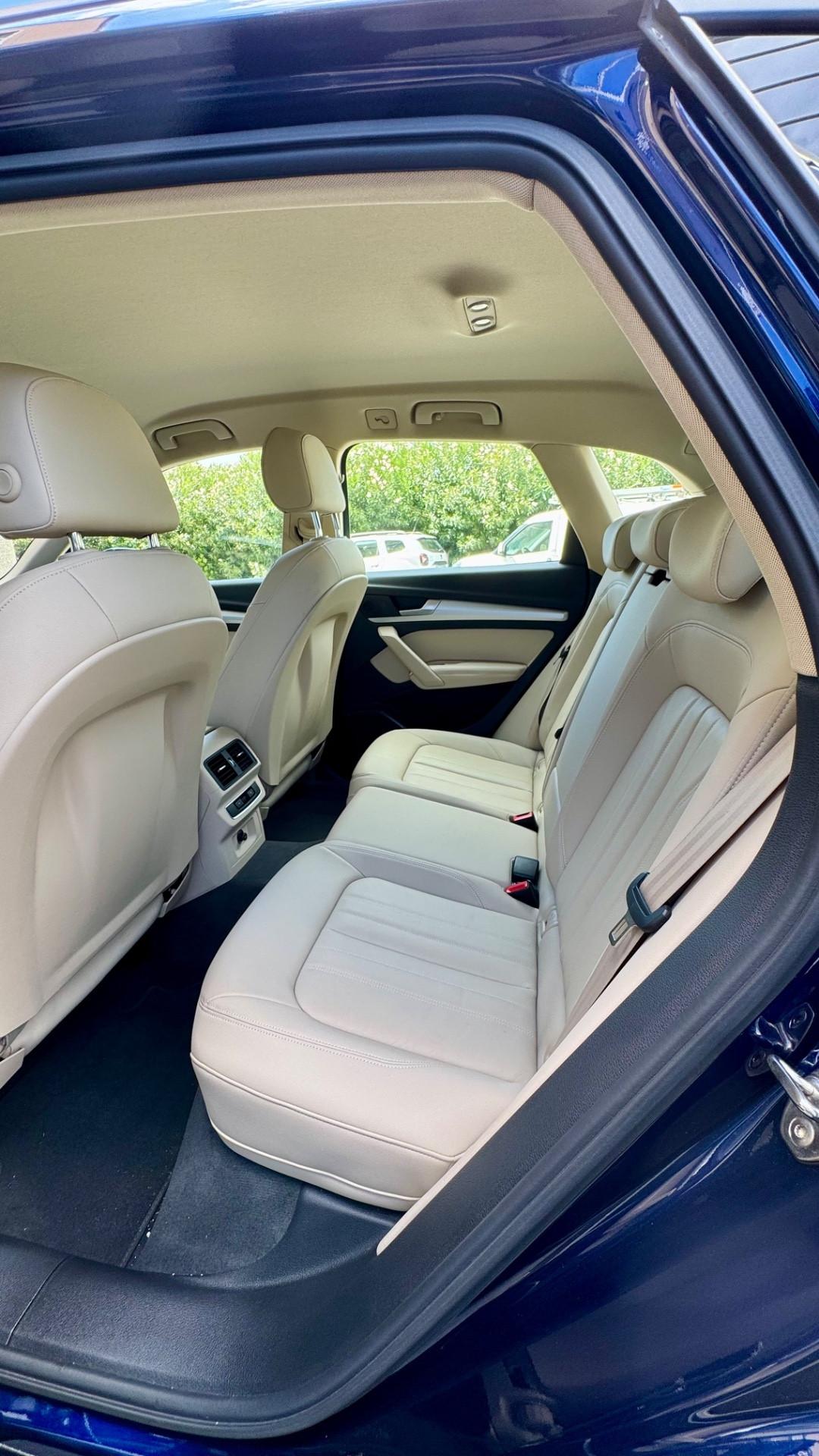 Audi Q5 35 TDI S tronic Business