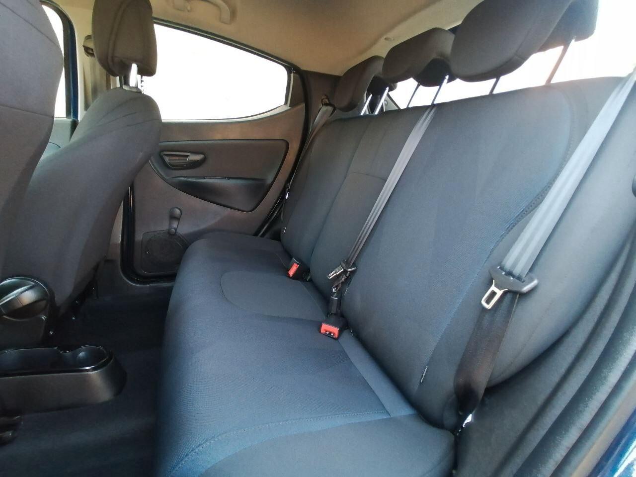 Lancia Ypsilon 1.2 69 CV 5 porte Gold