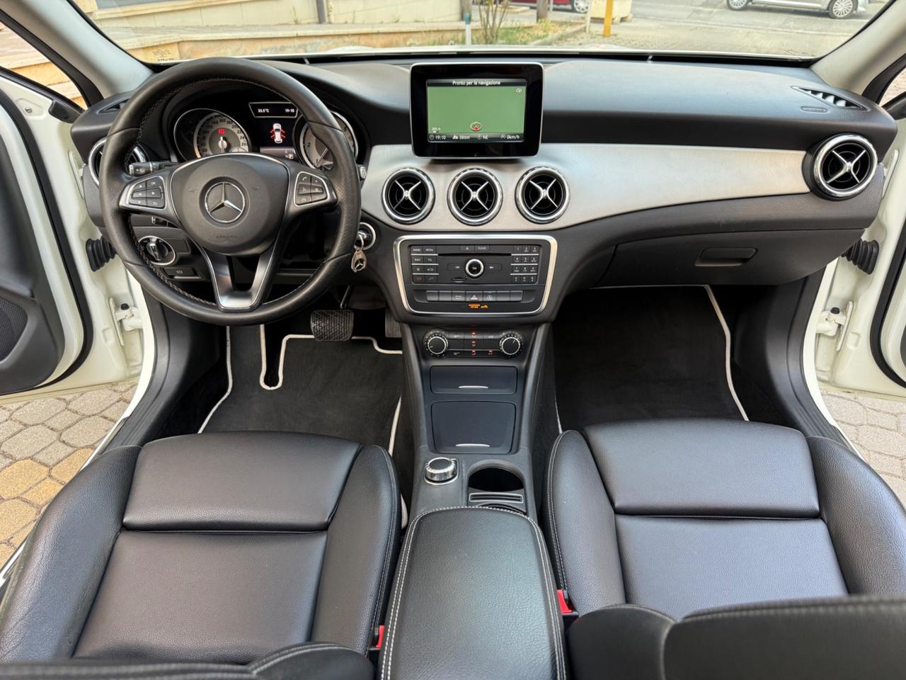 Mercedes-benz GLA 200 GLA 200 d Automatic Enduro Activity