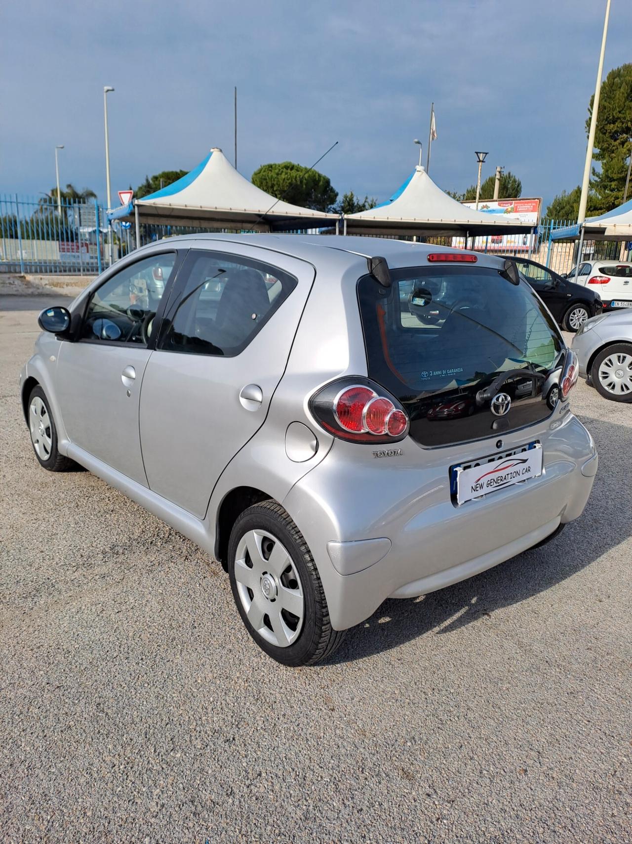 Toyota Aygo 1.0 12V VVT-i 5 porte