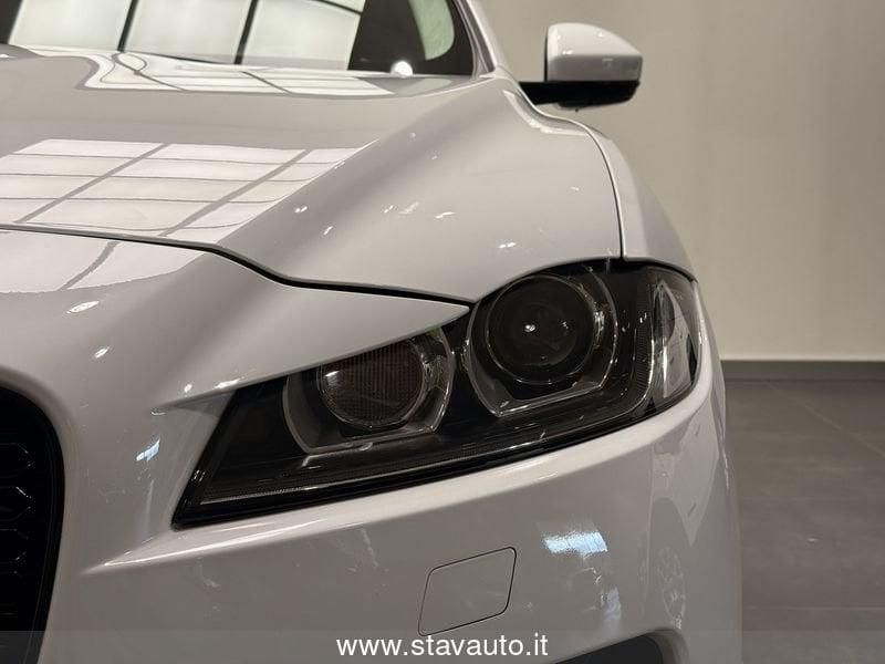 Jaguar F-Pace 2.0 D 180 CV AWD aut. Prestige