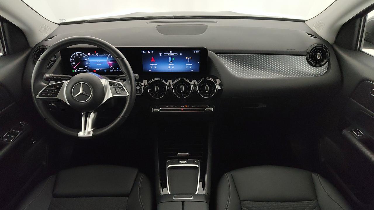 Mercedes-Benz GLA 180 d Advanced auto