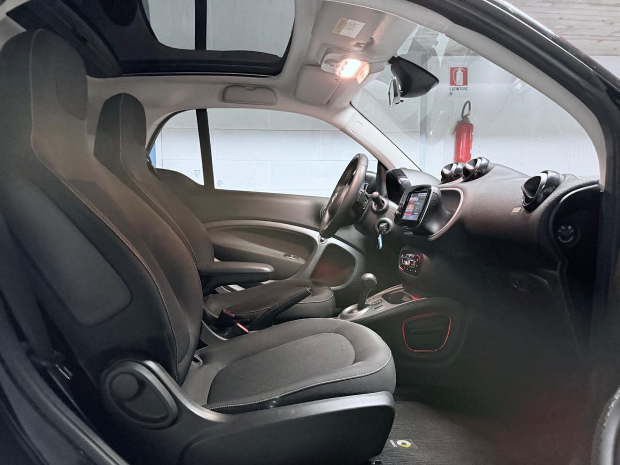 Smart ForTwo Superpassion LED NAVI RETROCAMERA